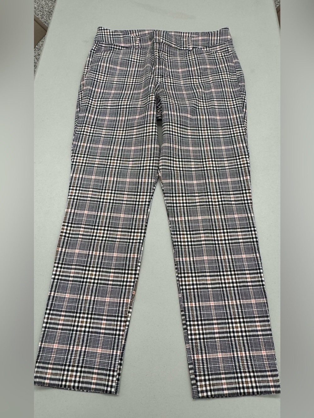 Old Navy Pixie High Rise Black and Pink Plaid Straight-Leg Pull on Pants
